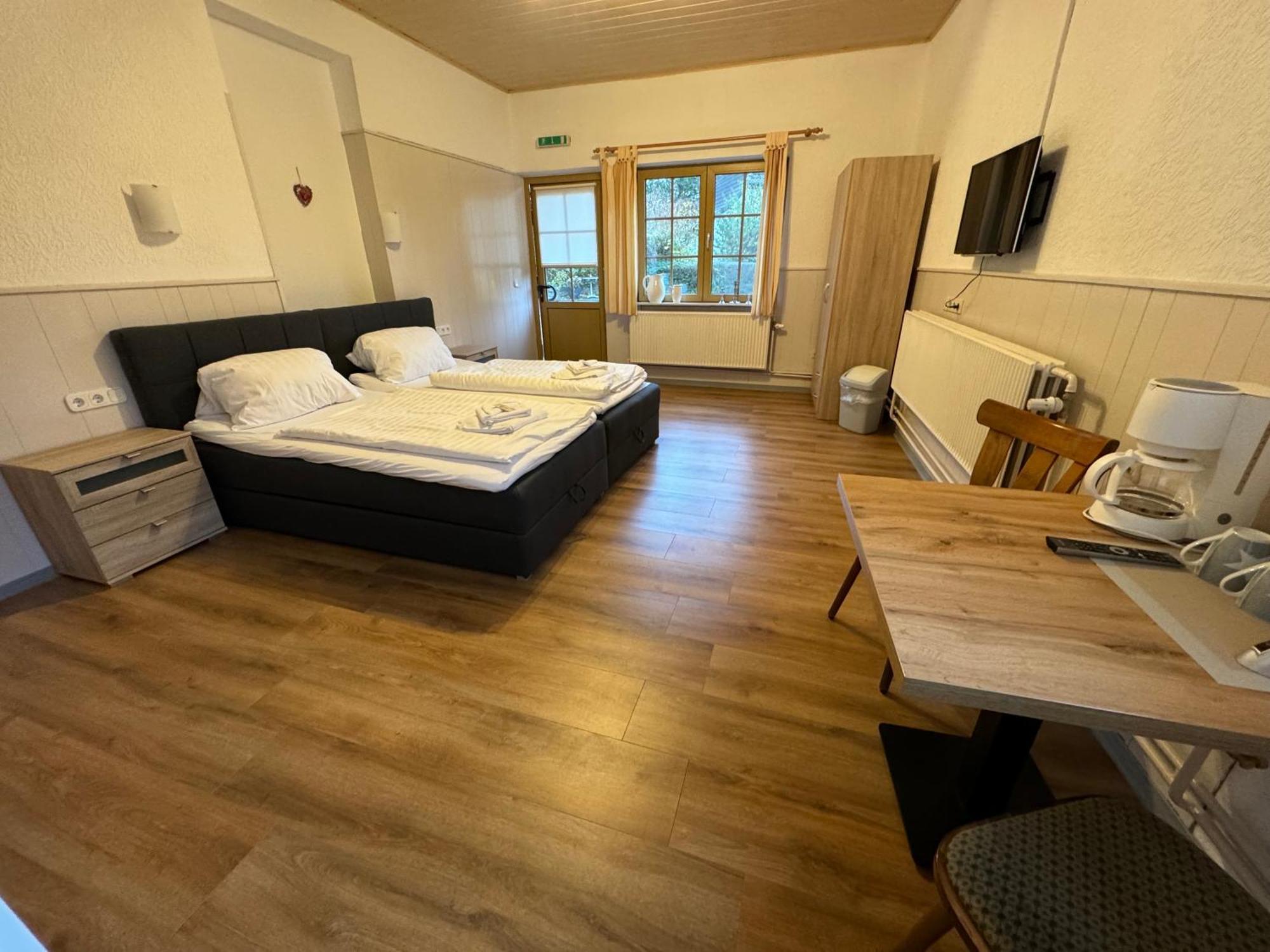 Hotel Panorama Wees Экстерьер фото